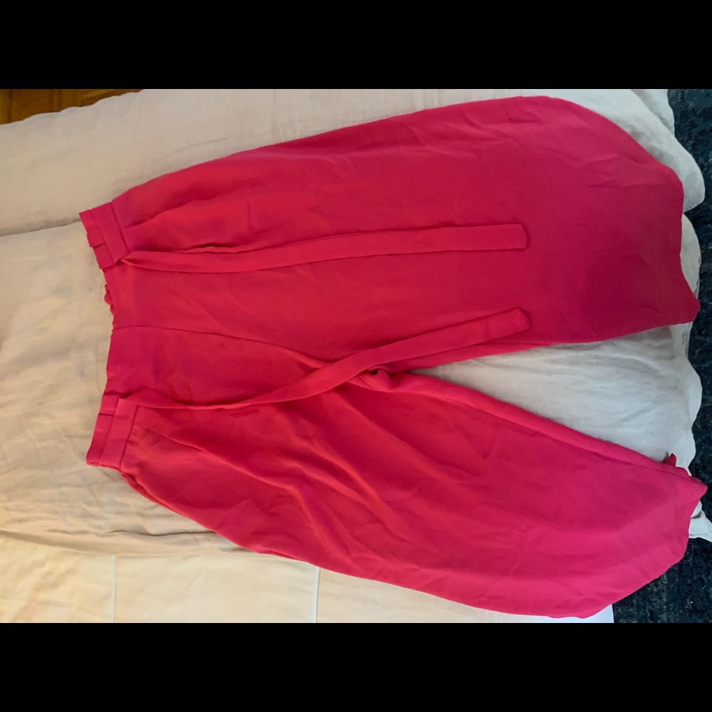 Zara pleated hot pink crop pants